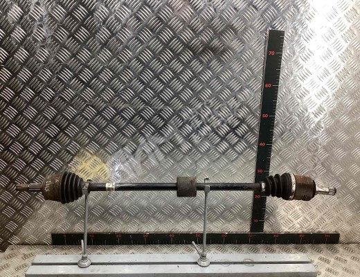 Полуось передняя правая (приводной вал, ШРУС) Opel Corsa D 2006-2010  Opel Corsa Corsa D 2006-2010