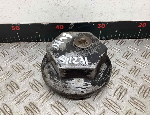 Гайка ступицы Iveco EuroTech 1992-2002  Iveco EuroTech EuroTech 1992-2002