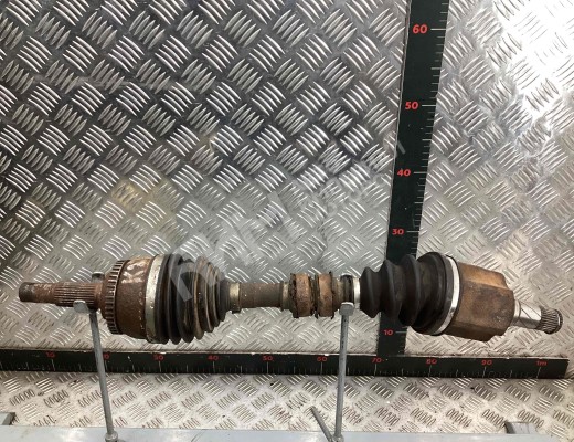 Полуось передняя левая (приводной вал, ШРУС) Nissan X-trail (T30) 2001-2004  Nissan X-Trail X-trail (T30) 2001-2004