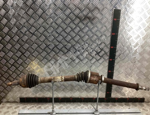 Полуось передняя правая (приводной вал, ШРУС) Renault Scenic II (JM) 2003-2006  Renault Scenic Scenic II (JM) 2003-2006