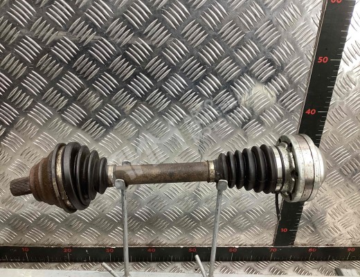 Полуось передняя левая (приводной вал, ШРУС) Volkswagen Touran I (1T) 2003-2006  Volkswagen Touran Touran I (1T) 2003-2006