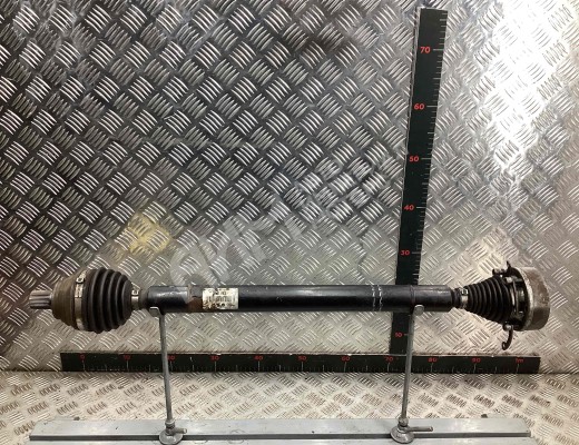 Полуось передняя правая (приводной вал, ШРУС) Skoda Octavia A5 (1Z) 2008-2013 рестайлинг  Skoda Octavia Octavia A5 (1Z) 2008-2013 рестайлинг