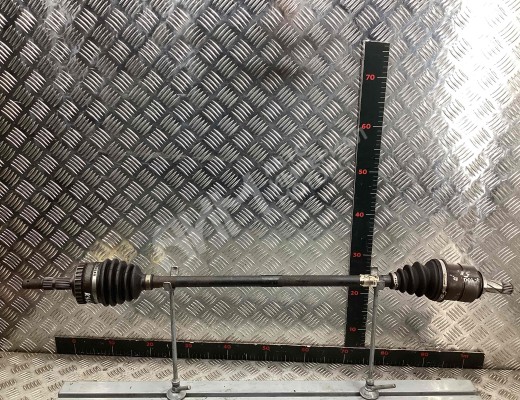 Полуось передняя правая (приводной вал, ШРУС) Opel Corsa C 2000-2003  Opel Corsa Corsa C 2000-2003