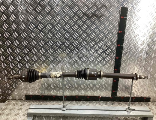 Полуось передняя правая (приводной вал, ШРУС) Renault Scenic II (JM) 2003-2006  Renault Scenic Scenic II (JM) 2003-2006