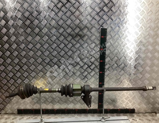 Полуось передняя правая (приводной вал, ШРУС) Kia Carnival I (GQ) 1998-2006  Kia Carnival Carnival I (GQ) 1998-2006