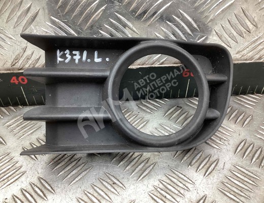 Рамка фары противотуманной левой Renault Megane II 2002-2006  Renault Megane Megane II 2002-2006