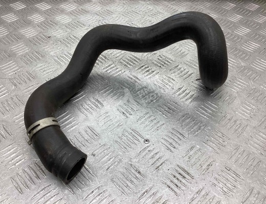 Патрубок радиатора Citroen Berlingo I (MF) 2002-2008 рестайлинг  Citroen Berlingo Berlingo I (MF) 2002-2008 рестайлинг