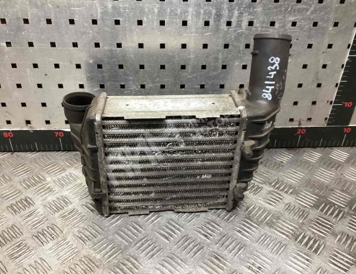 Интеркулер Audi A4 B5 (8D) 1994-1999  Audi A4 A4 B5 (8D) 1994-1999