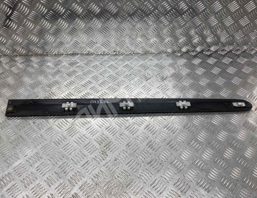 Молдинг двери передней левой Mercedes Vito II (W639) 2003-2010  Mercedes Vito Vito II (W639) 2003-2010