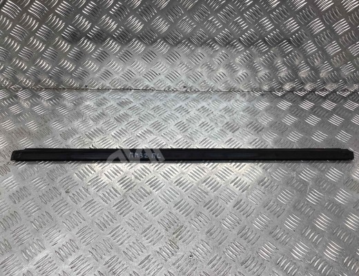 Молдинг стекла двери передней левой наружный Mercedes Vito (W639) 2003-2010  Mercedes Vito Vito (W639) 2003-2010