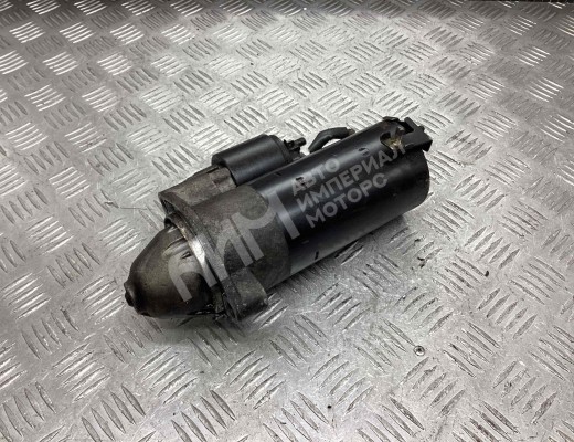 Стартер Volkswagen Passat B5+ (3B) 2000-2005 рестайлинг  Volkswagen Passat Passat B5+ (3B) 2000-2005 рестайлинг