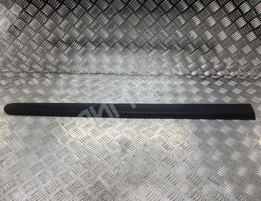 Молдинг двери передней правой Mercedes Vito II (W639) 2003-2010  Mercedes Vito Vito II (W639) 2003-2010