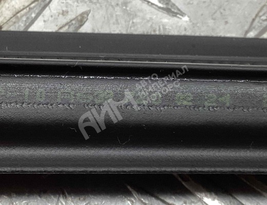 Молдинг стекла двери передней правой внутренний Mercedes Vito II (W639) 2003-2010  Mercedes Vito Vito II (W639) 2003-2010