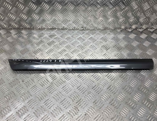 Молдинг двери задней правой Audi A6 C5 (4B) 2001-2004 рестайлинг  Audi A6 A6 C5 (4B) 2001-2004 рестайлинг