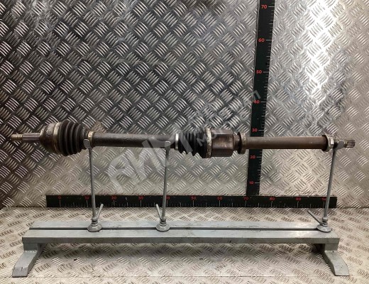 Полуось передняя правая (приводной вал, ШРУС) Renault Scenic II (JM) 2006-2009 рестайлинг  Renault Scenic Scenic II (JM) 2006-2009 рестайлинг