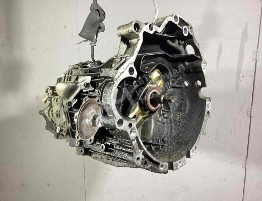 КПП механическая (МКПП) 5-ступенчатая Volkswagen Passat B5+ (3B) 2000-2005 рестайлинг  Volkswagen Passat Passat B5+ (3B) 2000-2005 рестайлинг