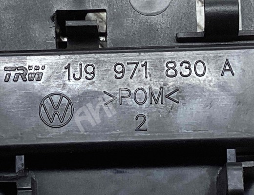 Проводка крышки багажника Volkswagen Golf IV (1J) 1997-2004  Volkswagen Golf Golf IV (1J) 1997-2004