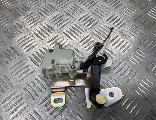 Активатор замка багажника Volkswagen Golf IV (1J) 1997-2004  Volkswagen Golf Golf IV (1J) 1997-2004