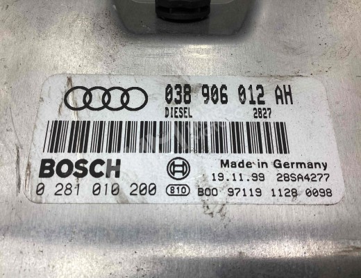 Блок управления двигателем Audi A4 B5 (8D) 1999-2001 рестайлинг  Audi A4 A4 B5 (8D) 1999-2001 рестайлинг