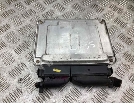 Блок управления двигателем Volkswagen Golf IV (1J) 1997-2004  Volkswagen Golf Golf IV (1J) 1997-2004