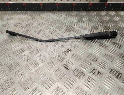 Щеткодержатель задний Nissan Primastar I 2006-2014 рестайлинг  Nissan Primastar Primastar I 2006-2014 рестайлинг