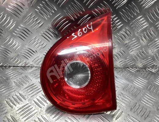 Фонарь крышки багажника правый Volkswagen Golf V (1K) 2004-2009  Volkswagen Golf Golf V (1K) 2004-2009