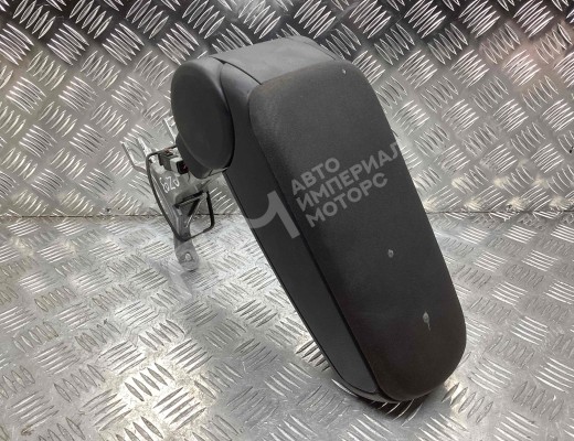 Подлокотник Audi A4 B7 (8EC, 8ED) 2004-2008  Audi A4 A4 B7 (8EC, 8ED) 2004-2008