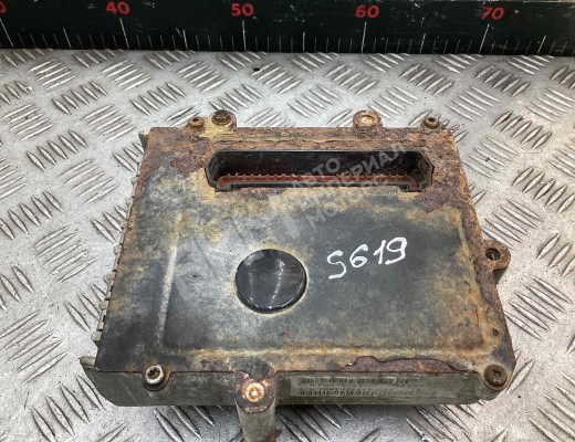 Блок управления АКПП Chrysler Voyager IV (RG) 2001-2008  Chrysler Voyager Voyager IV (RG) 2001-2008