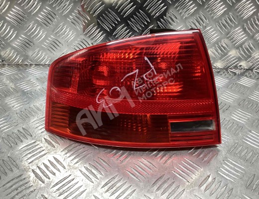 Фонарь задний левый Audi A4 B7 (8EC, 8ED) 2004-2008  Audi A4 A4 B7 (8EC, 8ED) 2004-2008