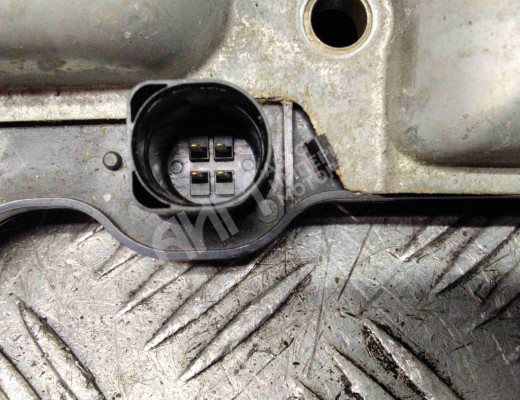 Ручка крышки багажника Volkswagen Touran I (1T) 2003-2006  Volkswagen Touran Touran I (1T) 2003-2006