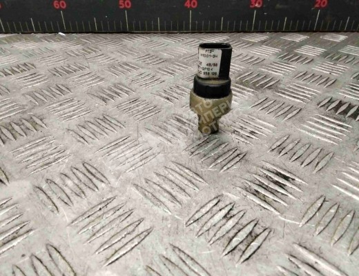 Датчик кондиционера Volkswagen Bora (1J) 1998-2005  Volkswagen Bora Bora (1J) 1998-2005