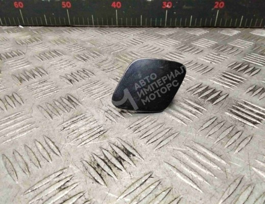 Заглушка (решетка) в бампер передний Toyota Avensis III (T270) 2008-2015  Toyota Avensis Avensis III (T270) 2008-2015