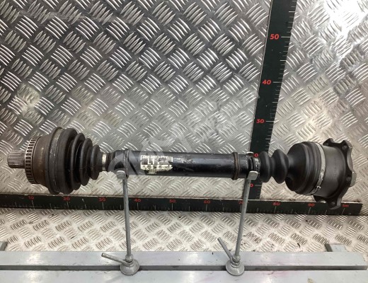 Полуось передняя левая (приводной вал, ШРУС) Audi A6 C5 (4B) 2001-2004 рестайлинг  Audi A6 A6 C5 (4B) 2001-2004 рестайлинг