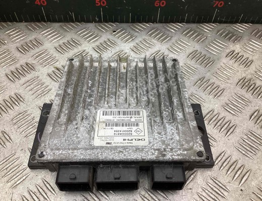 Блок управления двигателем Volkswagen Passat B5+ (3B) 2000-2005 рестайлинг  Volkswagen Passat Passat B5+ (3B) 2000-2005 рестайлинг