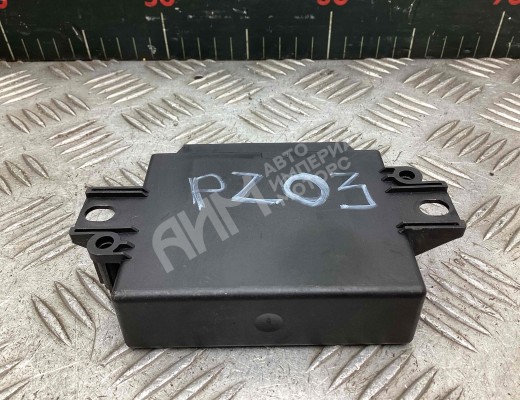 Блок управления парктрониками Audi A4 B7 (8EC, 8ED) 2004-2008  Audi A4 A4 B7 (8EC, 8ED) 2004-2008