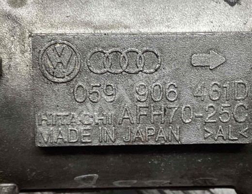 Расходомер воздуха Audi A4 B6 (8EC, 8E5) 2000-2004  Audi A4 A4 B6 (8EC, 8E5) 2000-2004