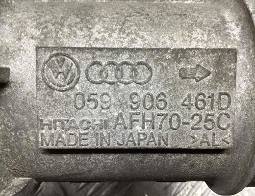 Расходомер воздуха Audi A6 C5 (4B) 2001-2004 рестайлинг  Audi A6 A6 C5 (4B) 2001-2004 рестайлинг