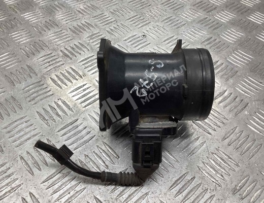 Расходомер воздуха Volkswagen Passat B5 (3B) 1996-2000  Volkswagen Passat Passat B5 (3B) 1996-2000