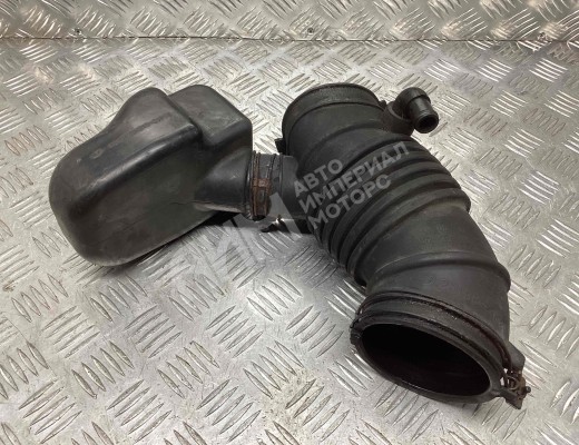 Патрубок воздушного фильтра Hyundai Sonata V (NF) 2005-2010  Hyundai Sonata Sonata V (NF) 2005-2010