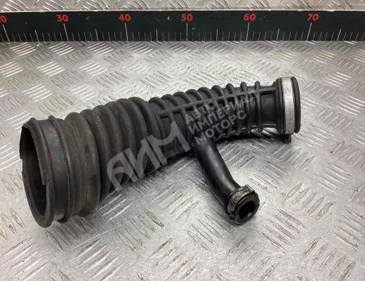 Патрубок воздушного фильтра Ford Mondeo III 2003-2007 рестайлинг  Ford Mondeo Mondeo III 2003-2007 рестайлинг
