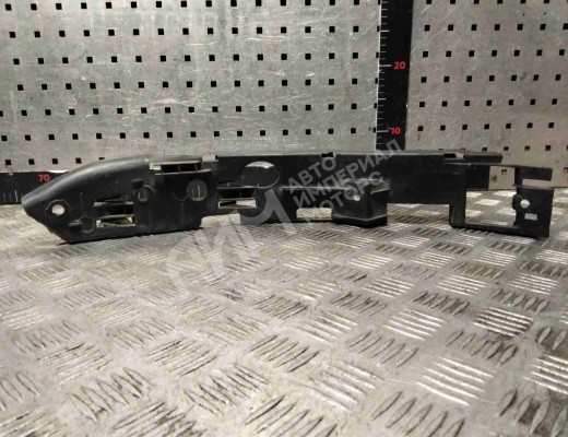 Кронштейн крепления бампера переднего Volkswagen Touareg I (7L) 2002-2006  Volkswagen Touareg Touareg I (7L) 2002-2006