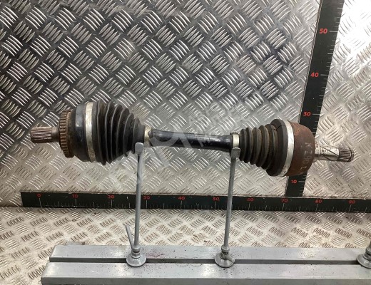 Полуось передняя левая (приводной вал, ШРУС) Volvo V70 II (SW) 2000-2008  Volvo V70 V70 II (SW) 2000-2008