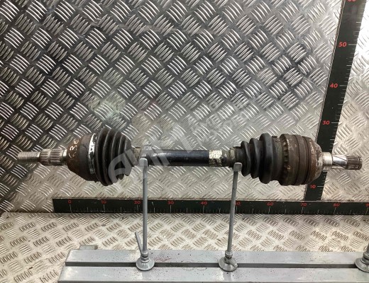 Полуось передняя левая (приводной вал, ШРУС) Opel Vectra C 2002-2005  Opel Vectra Vectra C 2002-2005