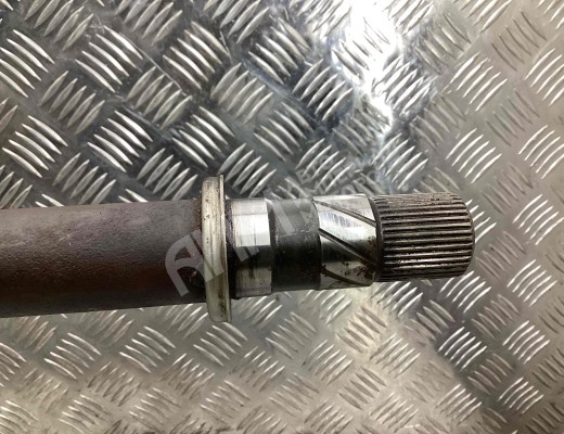 Полуось передняя правая (приводной вал, ШРУС) Renault Megane II 2002-2006  Renault Megane Megane II 2002-2006