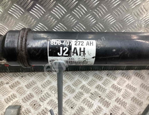 Полуось передняя правая (приводной вал, ШРУС) Volkswagen Passat B5 (3B) 1996-2000  Volkswagen Passat Passat B5 (3B) 1996-2000