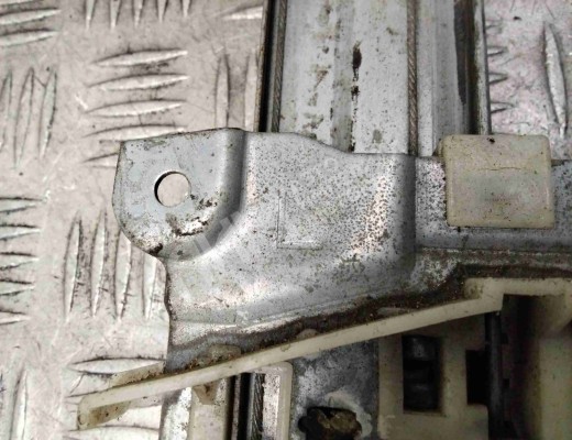 Стеклоподъемник передний левый Mazda 323F I (BG) 1989-1994  Mazda 323F 323F I (BG) 1989-1994