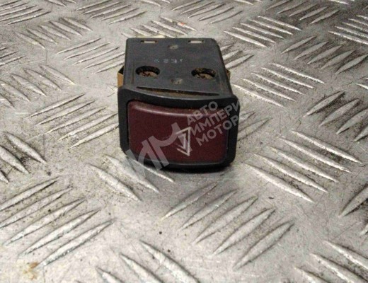 Кнопка аварийной сигнализации Mazda 323F I (BG) 1989-1994  Mazda 323F 323F I (BG) 1989-1994