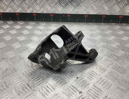 Кронштейн гидроусилителя Volkswagen Passat B4 (3A) 1993-1997  Volkswagen Passat Passat B4 (3A) 1993-1997