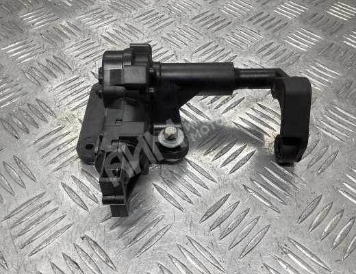 Электропривод форточки задней правой Chrysler Voyager IV (RG) 2001-2008  Chrysler Voyager Voyager IV (RG) 2001-2008