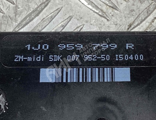 Блок комфорта Volkswagen Passat B5 (3B) 1996-2000  Volkswagen Passat Passat B5 (3B) 1996-2000